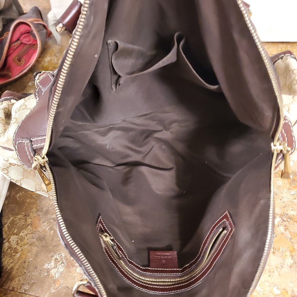 Purse - Picture 3 of 9